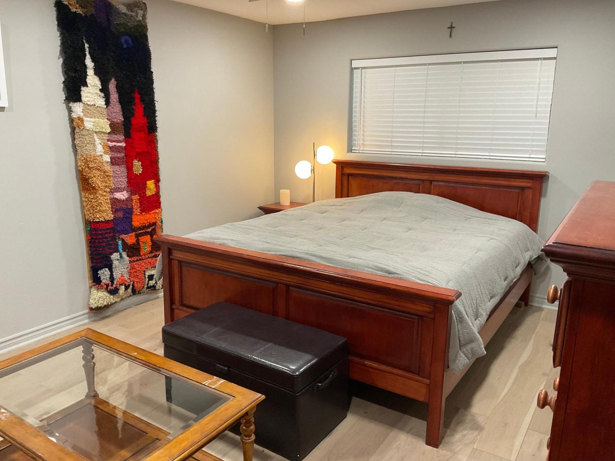 A Luxury Master Bedroom In A Condo Los Angeles Extérieur photo